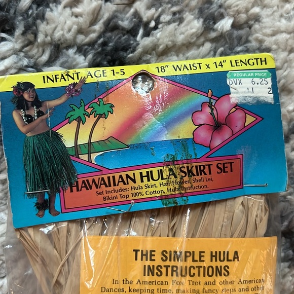 HAWAIIAN 🌺 HULA SKIRT SET ~ infant age 1-5 ~ Halloween costume ~ dress up! - Picture 2 of 9
